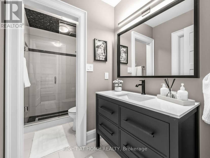 189 Stibbard Avenue — photo 32 of 40