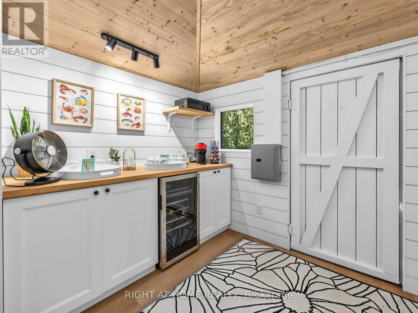 189 Stibbard Avenue — photo 40 of 40