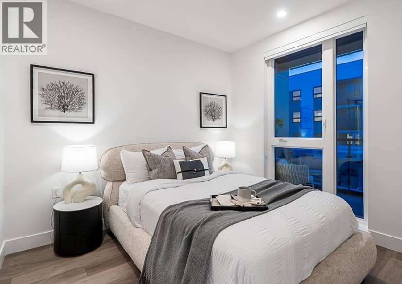 201 422 Lakewood Drive, Vancouver, photo 4