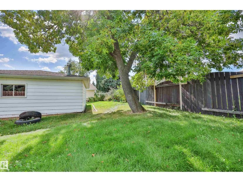 9 Hawkins Cr — photo 9 of 40