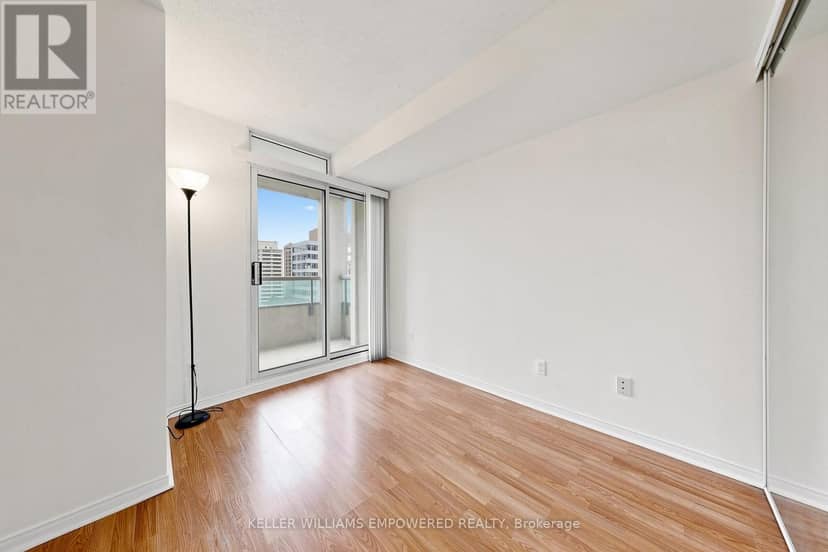 1511 - 238 Doris Avenue — photo 31 of 40