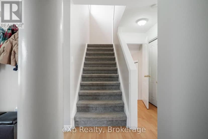 29 Maple Street — photo 26 of 40