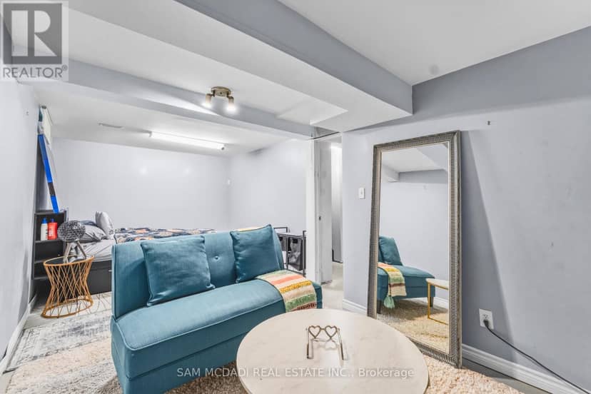 6954 Cadiz Crescent — photo 30 of 40