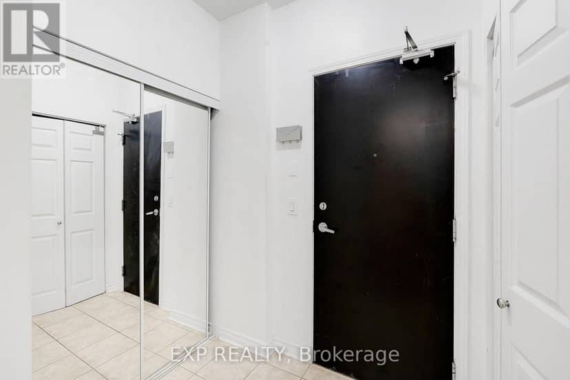 3003 - 388 Prince Of Wales Drive — photo 2 of 21