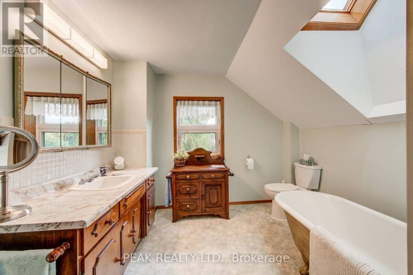 5465 King Street — photo 32 of 40