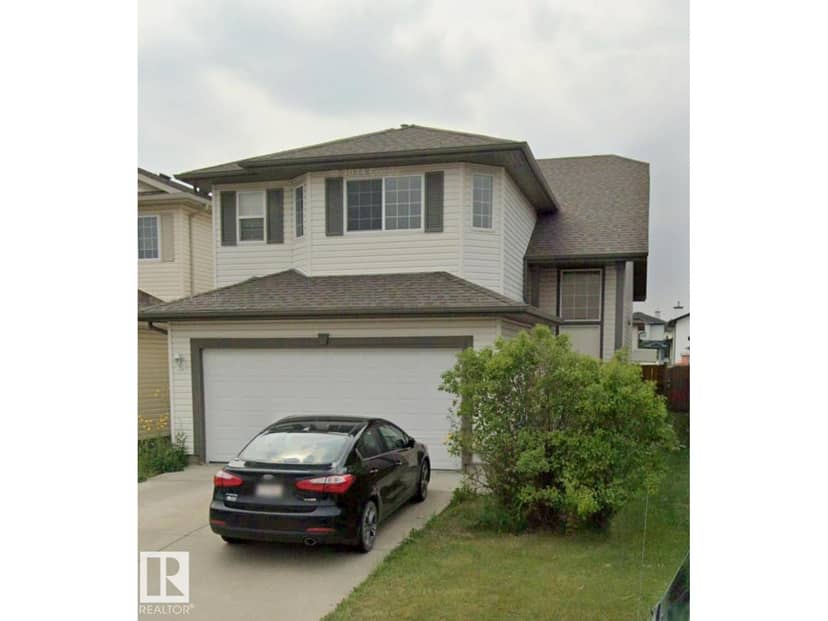 4315 151 AV NW, Edmonton
