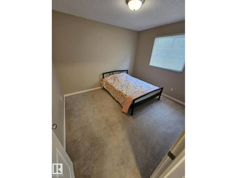 4315 151 AV NW — photo 9 of 23