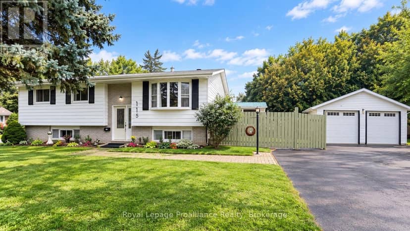 115 Nicholas Street — photo 1 of 32