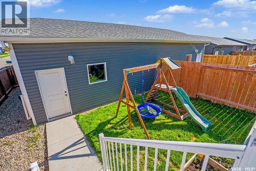 895 McFaull RISE — photo 38 of 40