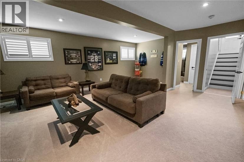63 DONEGAL Drive — photo 16 of 25