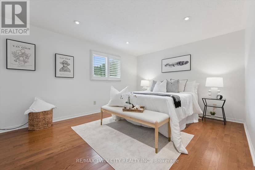 33 Maccoll Place — photo 15 of 40