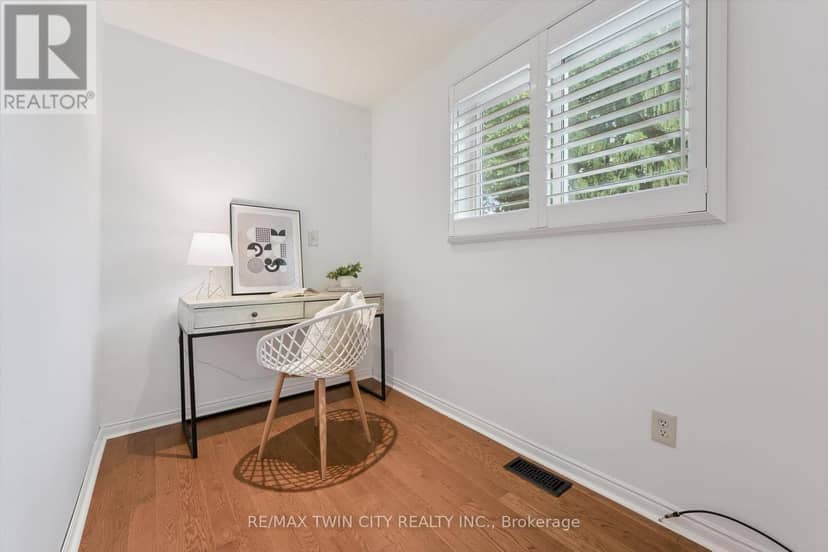 33 Maccoll Place — photo 18 of 40