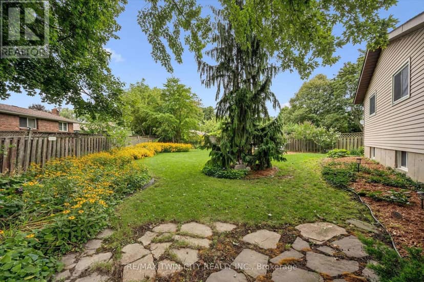 33 Maccoll Place — photo 32 of 40