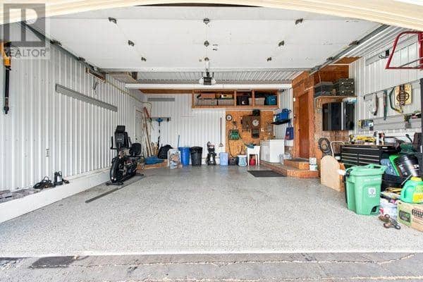1797 Glanworth Drive — photo 37 of 40