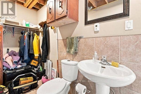 1797 Glanworth Drive — photo 40 of 40