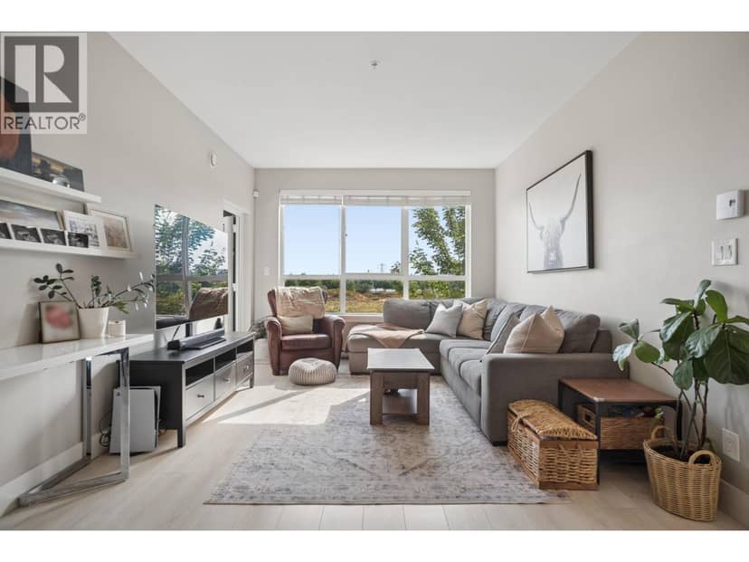 228 4690 HAWK LANE, Tsawwassen