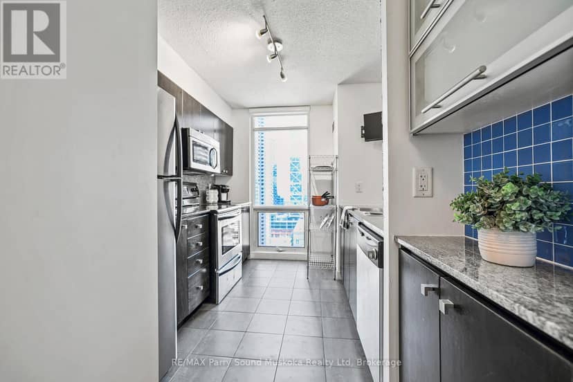 11 Brunel Court — photo 10 of 28