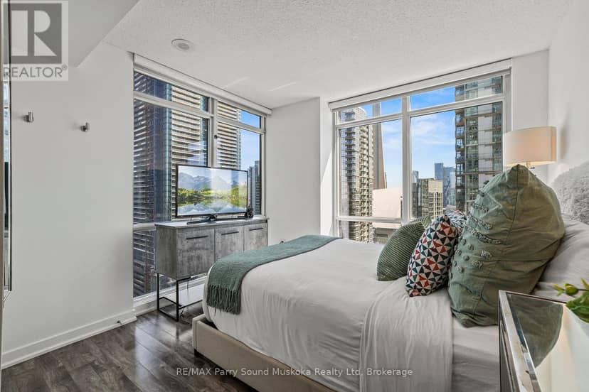 11 Brunel Court — photo 12 of 28