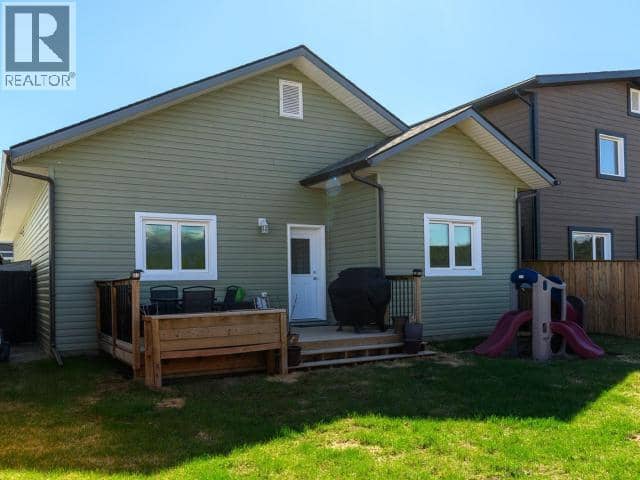 36 Eugene Avenue — photo 7 of 28