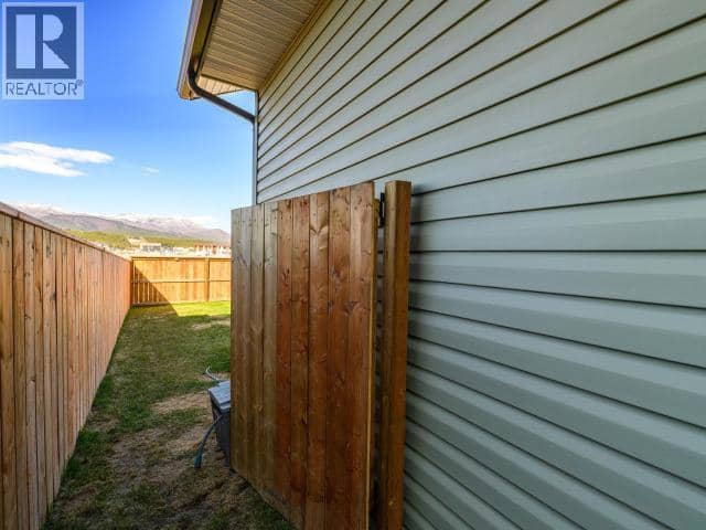 36 Eugene Avenue — photo 9 of 28
