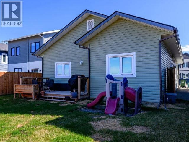 36 Eugene Avenue — photo 8 of 28