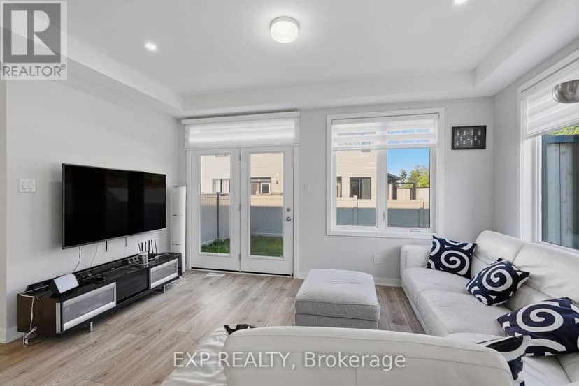 256 Billrian Crescent — photo 16 of 40
