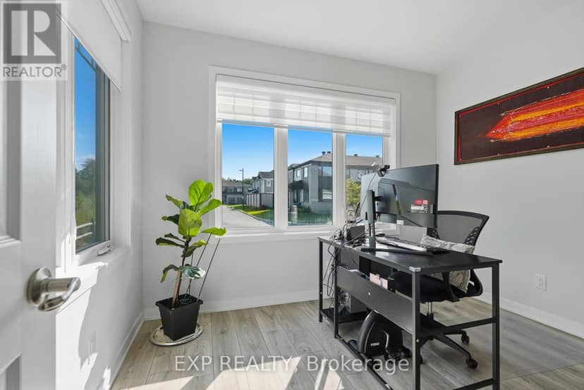 256 Billrian Crescent — photo 7 of 40