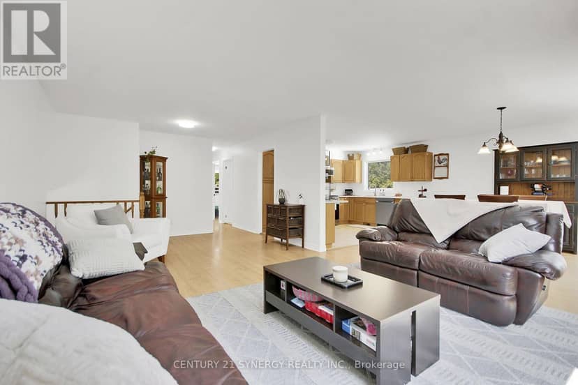 496 William Campbell Road — photo 18 of 40
