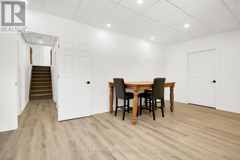 496 William Campbell Road — photo 39 of 40