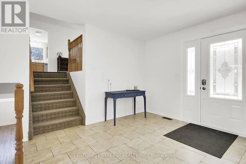 496 William Campbell Road, Montague, photo 5