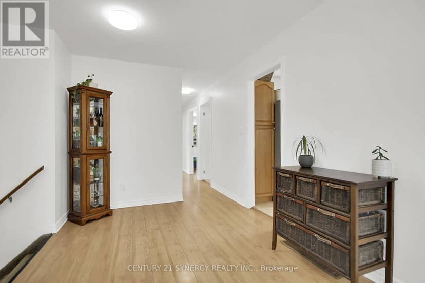 496 William Campbell Road — photo 9 of 40