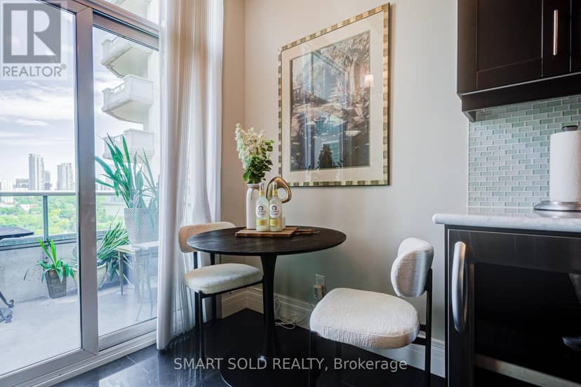 1514 - 10 Bloorview Place — photo 17 of 40