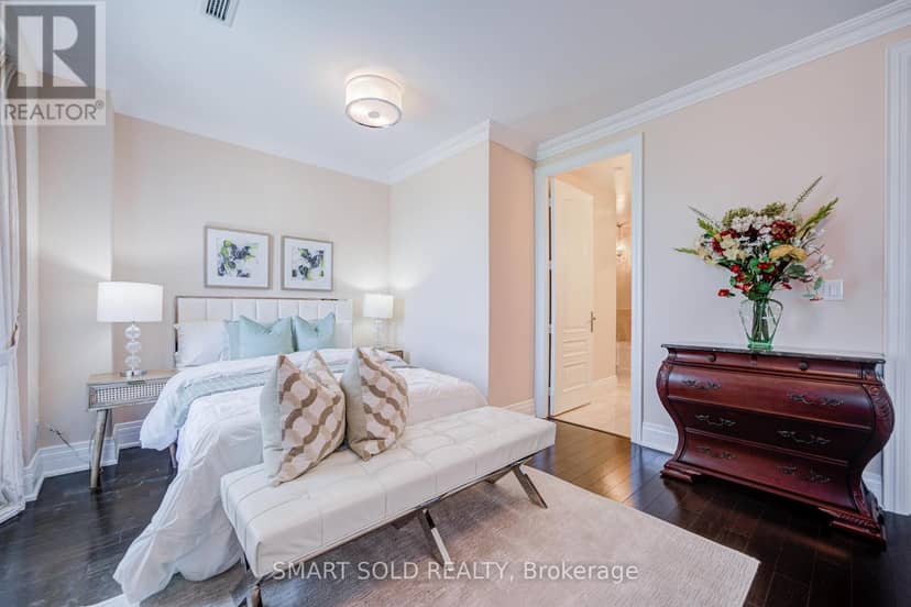 1514 - 10 Bloorview Place — photo 31 of 40