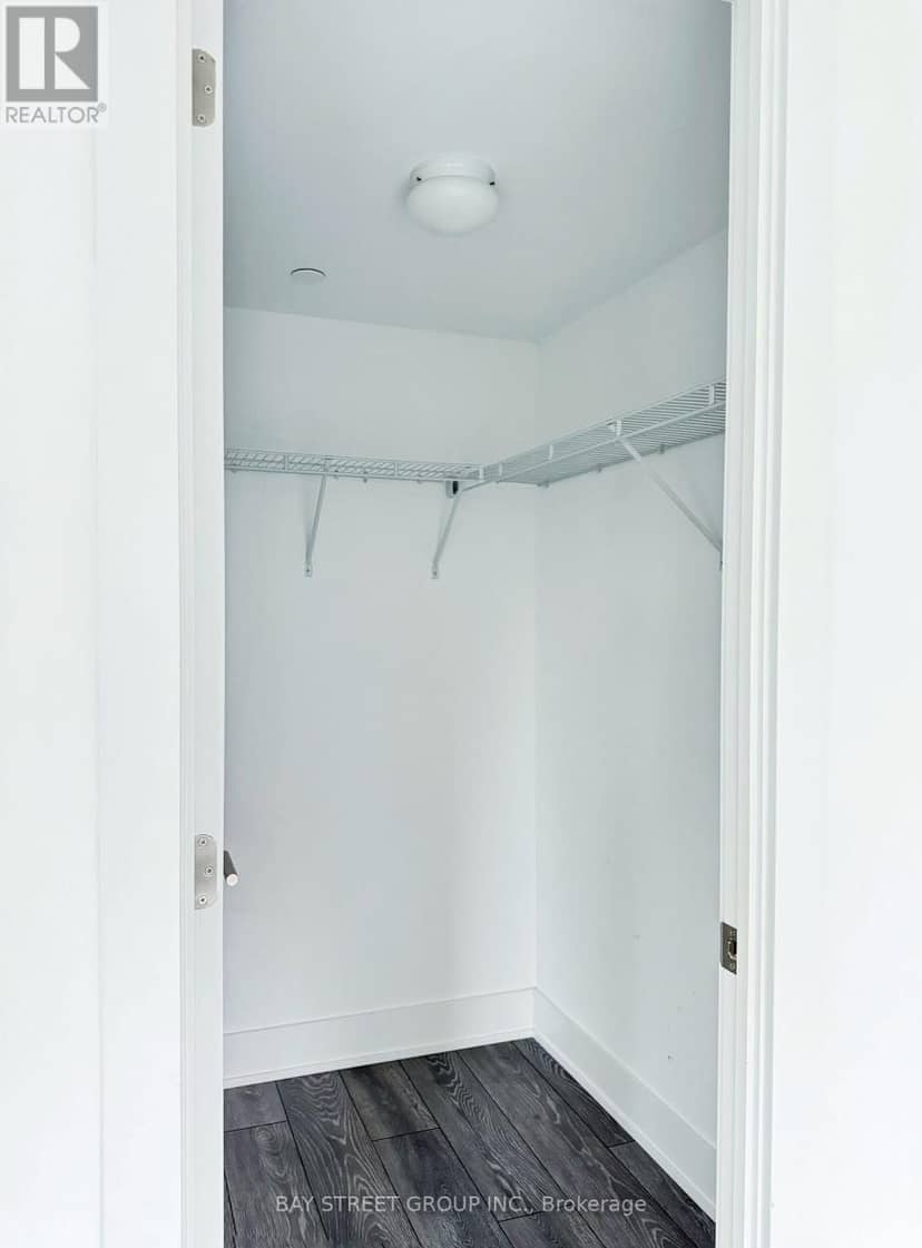 403 - 403 Church Street — photo 9 of 12