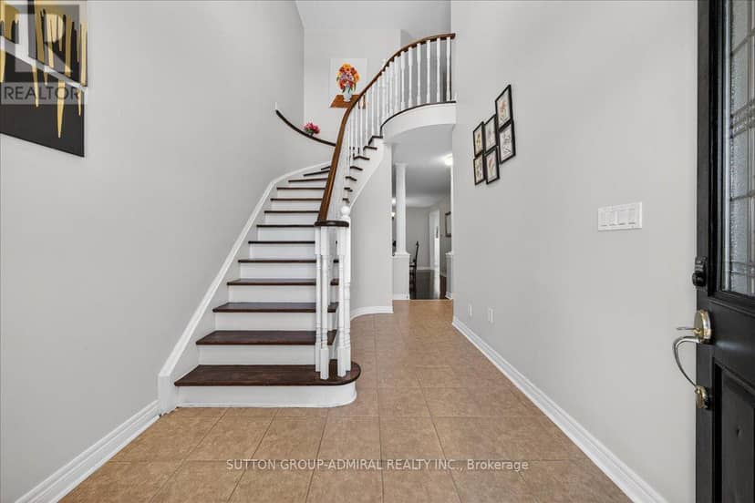 6 White Crescent, Barrie, photo 3