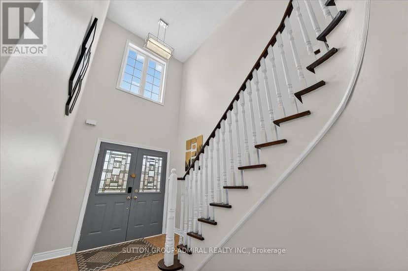 6 White Crescent, Barrie, photo 4