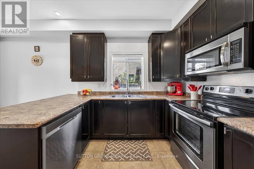 6 White Crescent, Barrie, photo 7