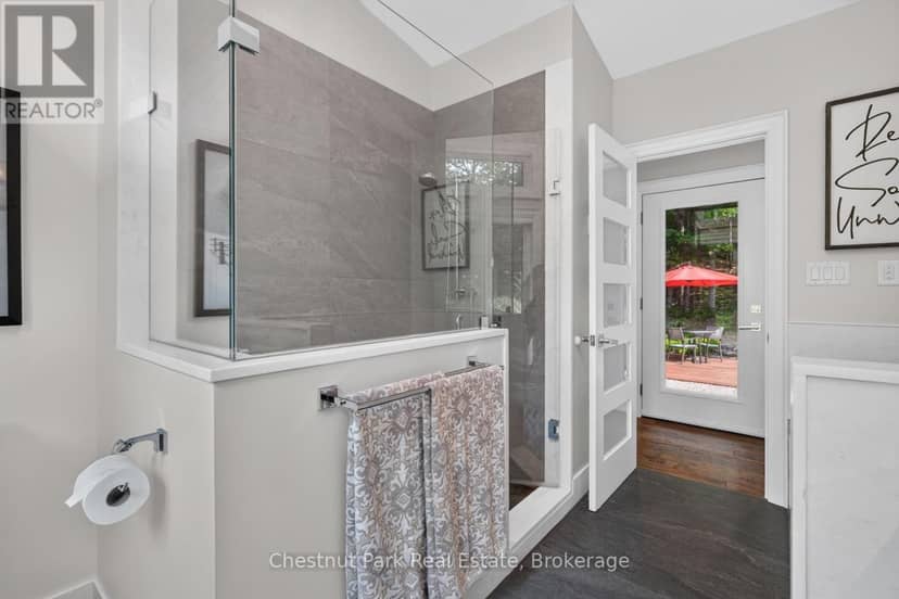 115 Lindgren Road E — photo 25 of 40