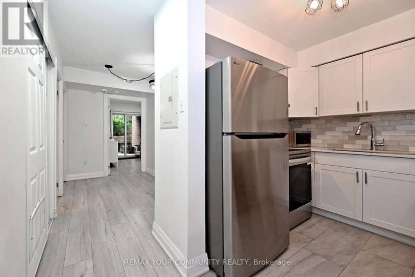 1047 - 115 George Appleton Way — photo 14 of 37