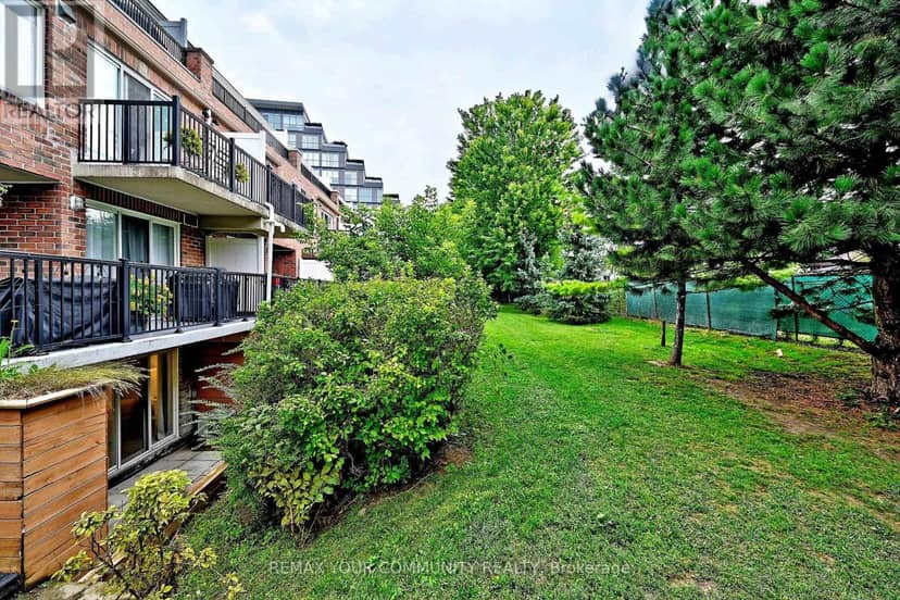 1047 - 115 George Appleton Way — photo 36 of 37