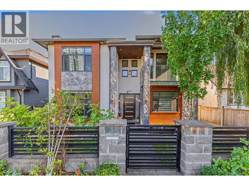 1806 TENTH AVENUE, New Westminster