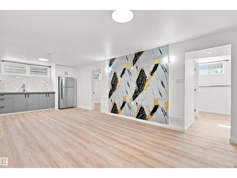 4021 117 AVe AV NW NW — photo 18 of 40