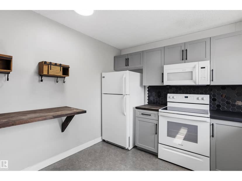 18124 93 AV NW, Edmonton, photo 7