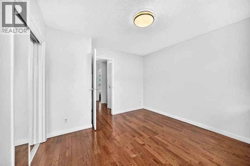 69, 2727 Rundleson Road NE — photo 11 of 22