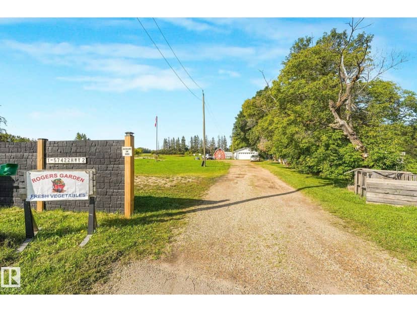#1 57422 Hwy 2 NW, Rural Sturgeon County, photo 2