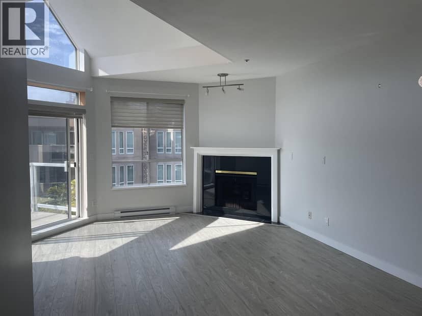 315 8651 ACKROYD ROAD, Richmond, photo 2