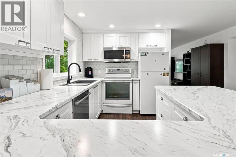 206 Albert STREET, Manitou Beach, photo 3