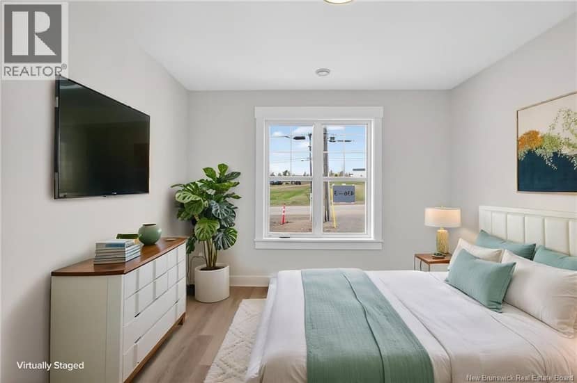 436 LaVallee Unit# 1 — photo 16 of 40