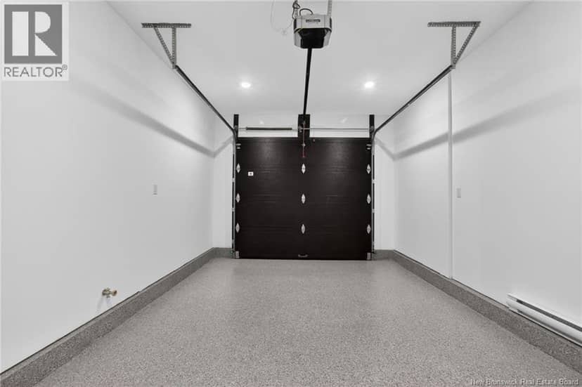 436 LaVallee Unit# 1 — photo 11 of 40