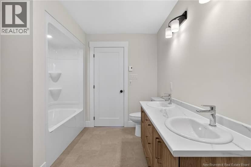 436 LaVallee Unit# 2 — photo 28 of 40